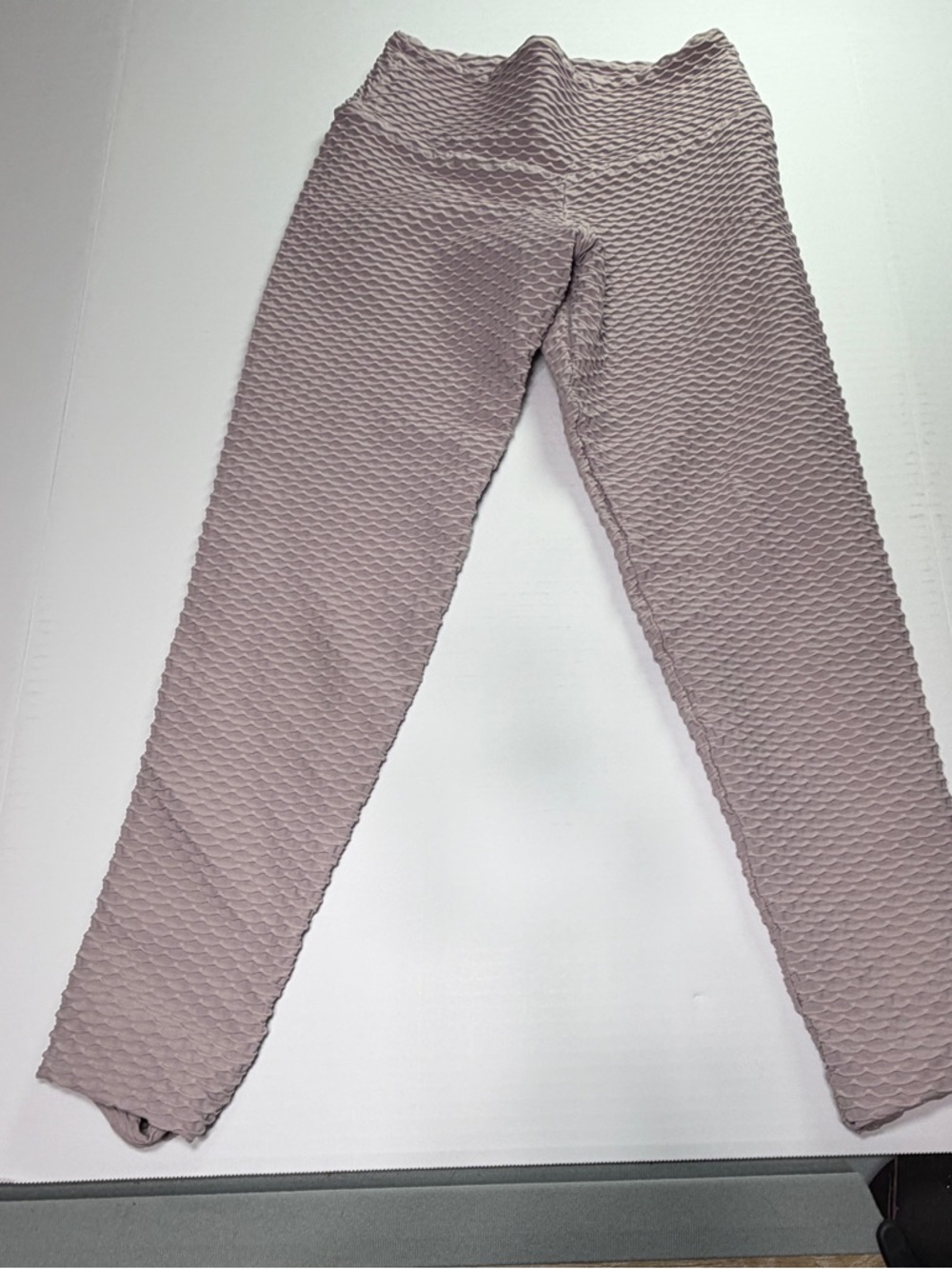 Booty by Brabants croco Textured High-Waist Leggings in Mauve Gray